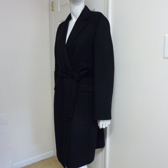 Theory Wrap Belted Coat in Double-Face Wool-Cashmere - Picture 7 of 9